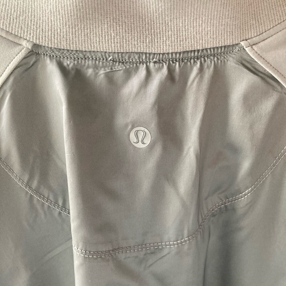 Lululemon Swept Along Jacket - NWT - Picture 4 of 4